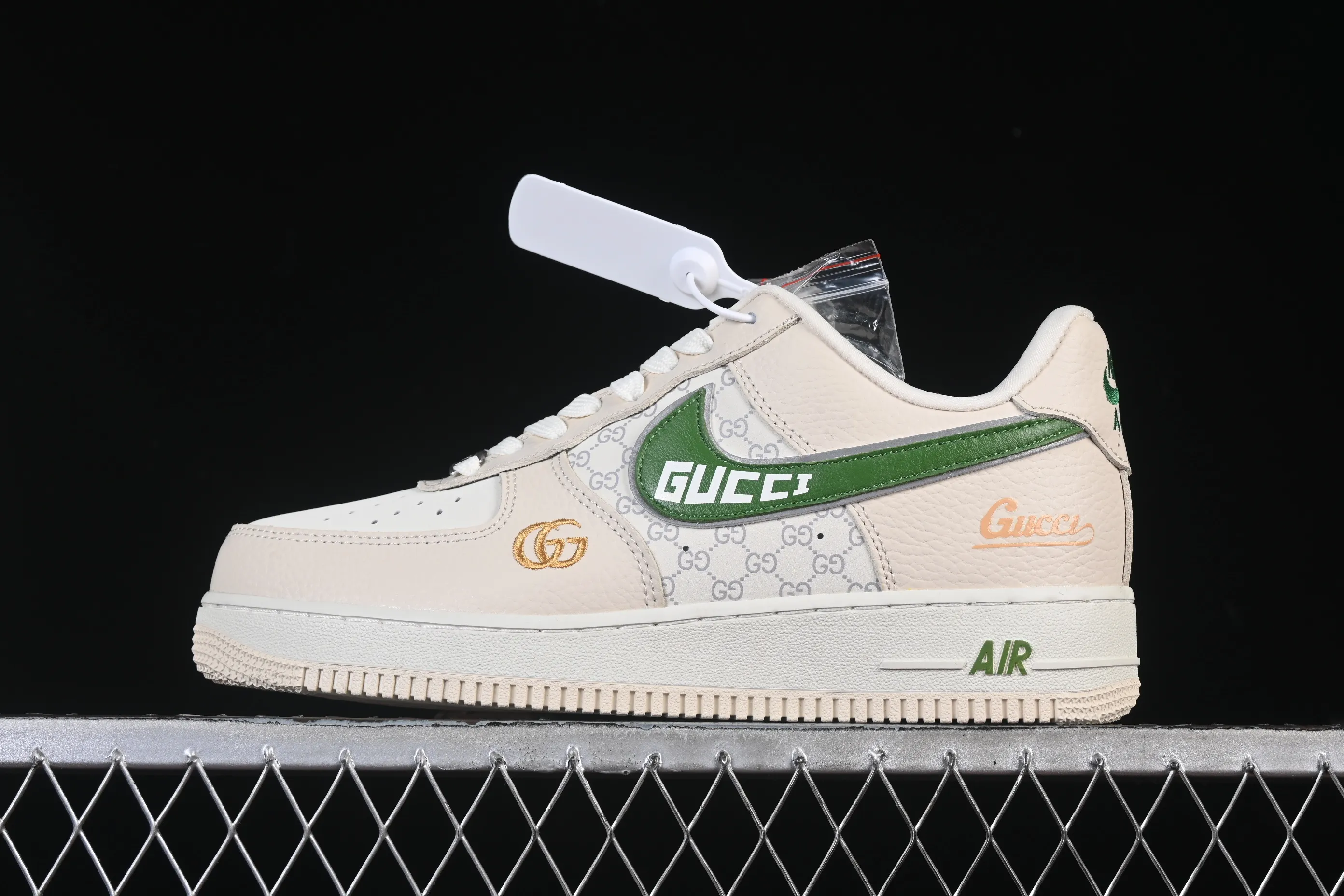 All categories Nk Air Force 1 Air Force series Nk Air Force 1 Low Air Force low-top Nike Air Force 1'07 Low Gucci co-branded white brown green Air Force 1 low-top casual sneakers YF9511-804